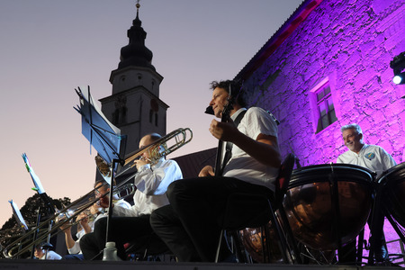 27. poletni večer ob Dnevu državnosti koncert Godbe Cerknica 31 Foto Ljubo Vukelič